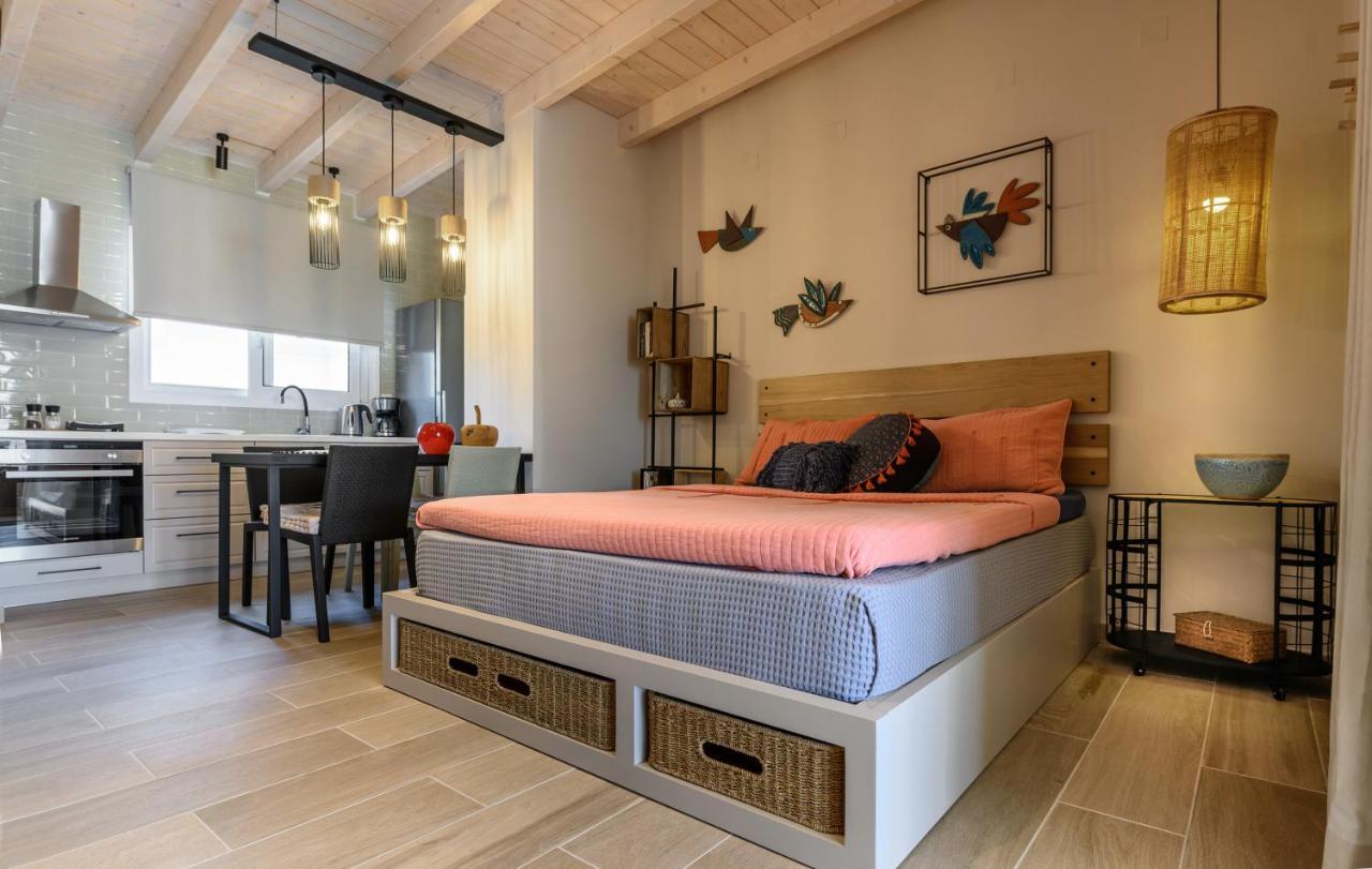 Fiorela'S Casa- A Stylish Loft Apartment In The Heart Of Préveza Kültér fotó